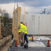 Maison en kit en bois pour l'autoconstruction : le point